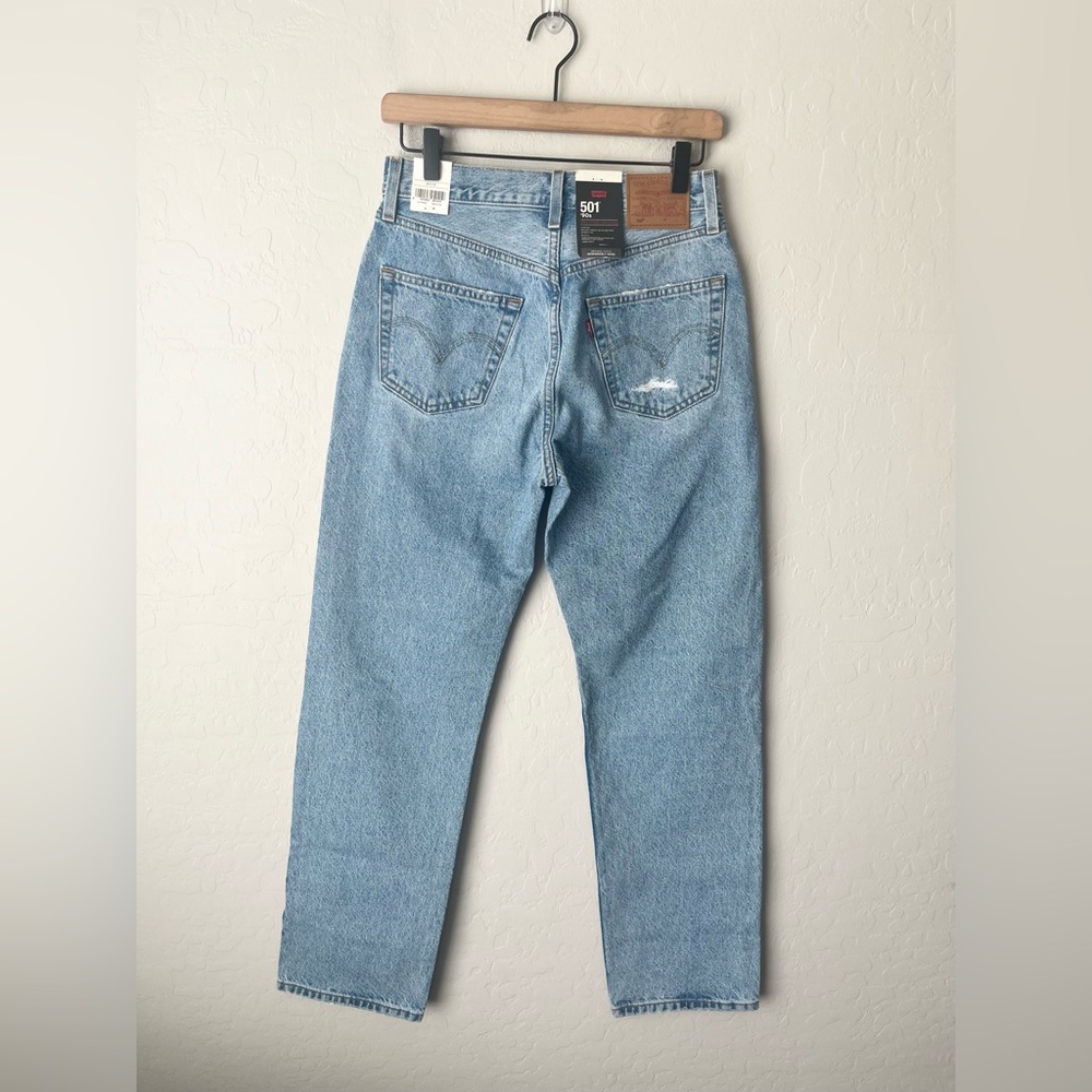 NWT Levi’s 501 90’s jeans light wash 27 - Picture 6 of 14